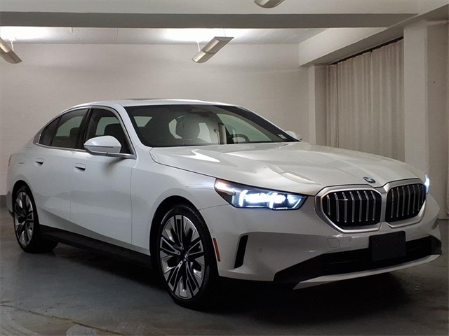 2025 Bmw 530i xDrive photo 3