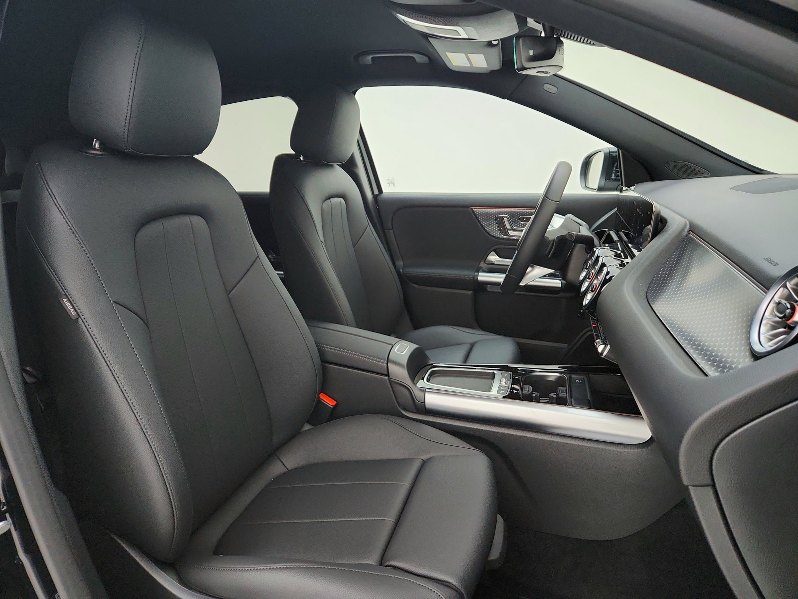 2025 Mercedes Benz GLA 250 photo 36