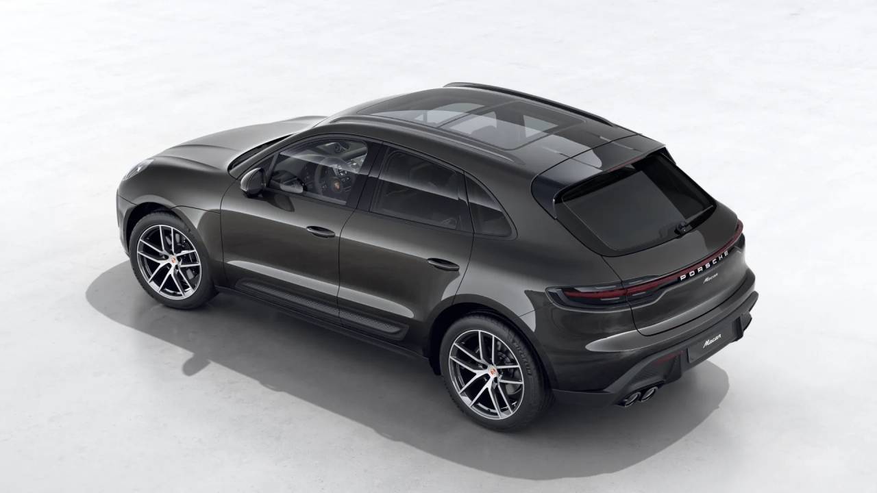2026 Porsche Macan T photo 4
