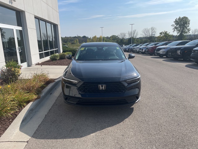2023 Honda Accord LX photo 2