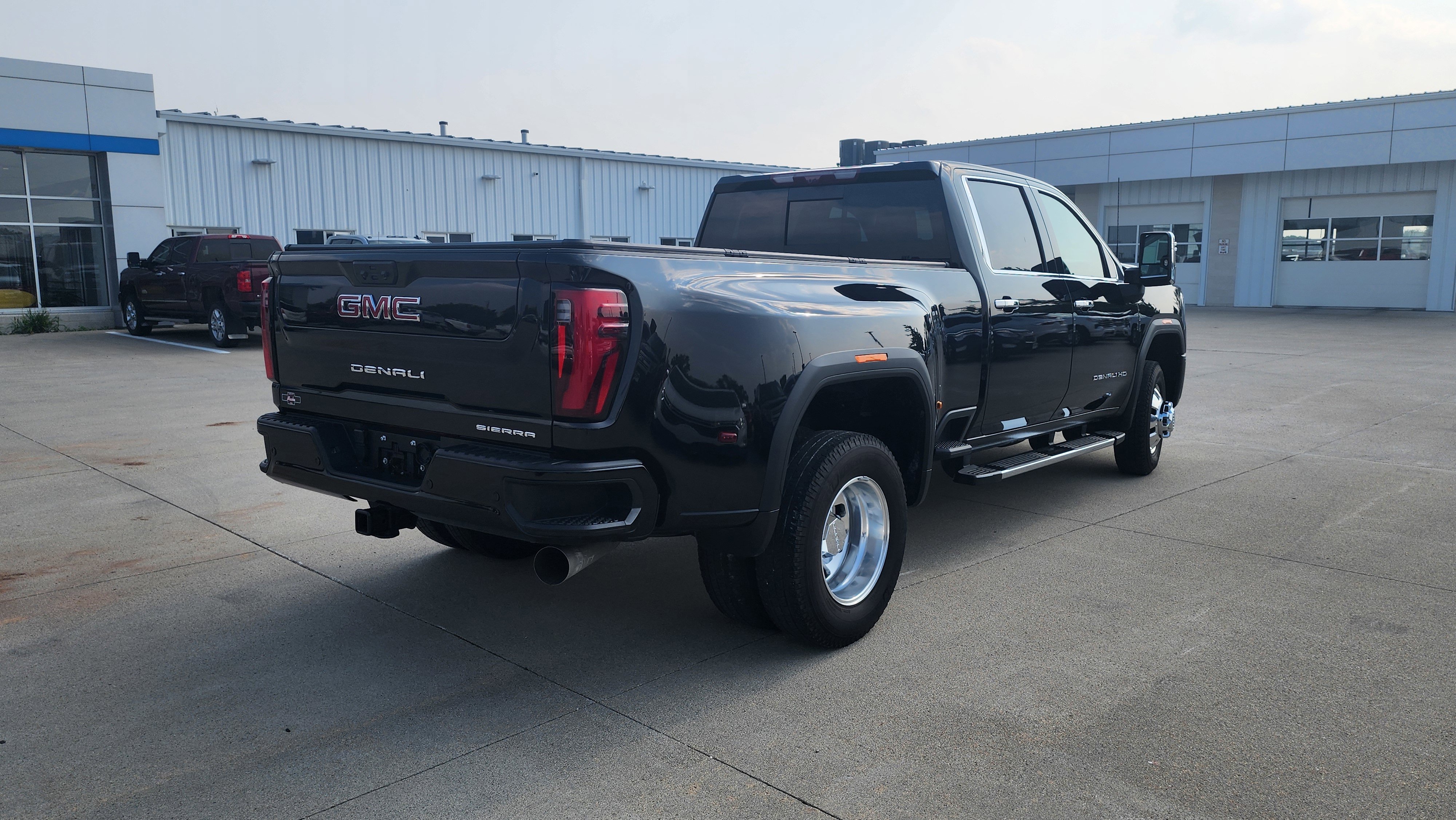 2024 Gmc Sierra 3500 HD Denali photo 4