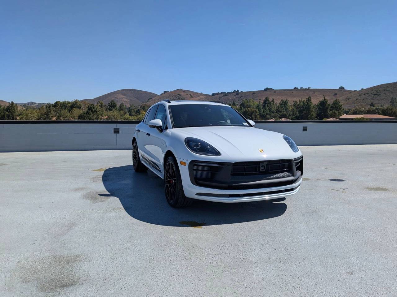 2025 Porsche Macan GTS photo 7