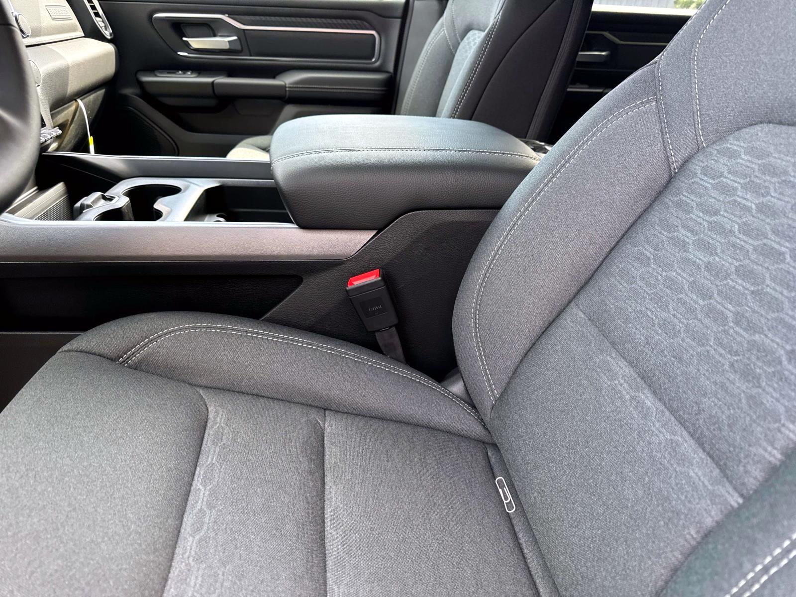2025 Ram 1500 Big Horn photo 13