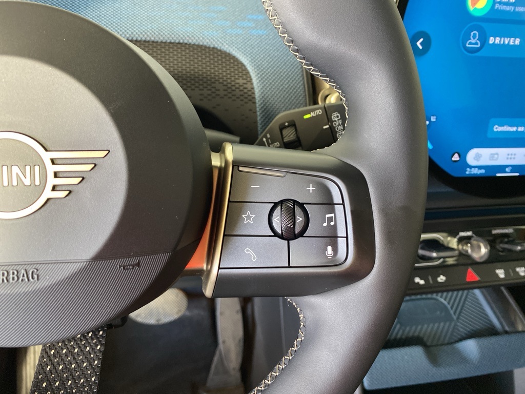 2025 Mini Cooper S ALL4 photo 11