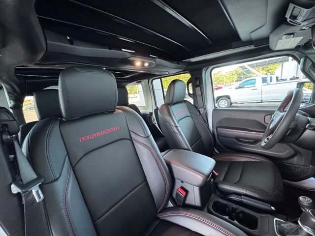 2024 Jeep Wrangler Rubicon photo 17