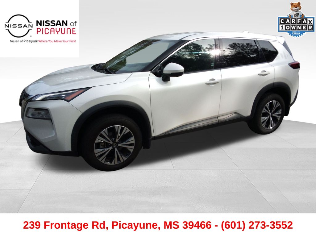 2021 Nissan Rogue SV's photo