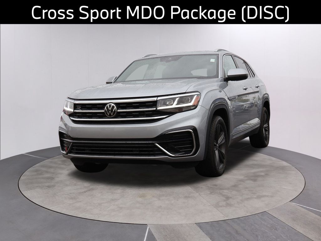 2022 Volkswagen Atlas Cross Sport V6 SEL R-Line photo 2