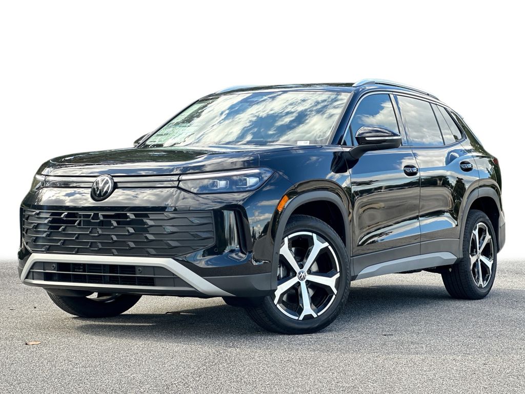 2025 Volkswagen Tiguan SE's photo