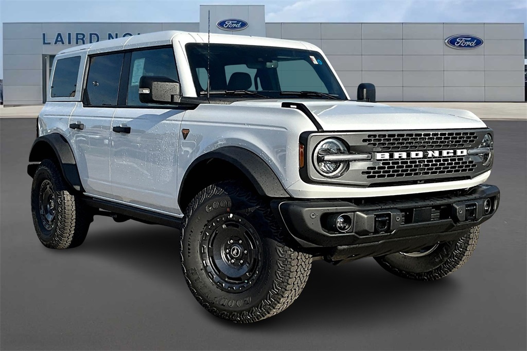 2025 Ford Bronco Badlands photo 2