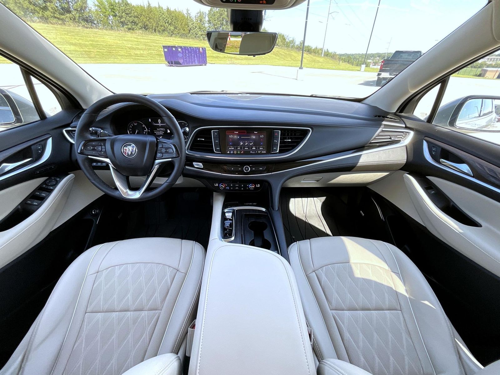 2024 Buick Enclave Avenir photo 15