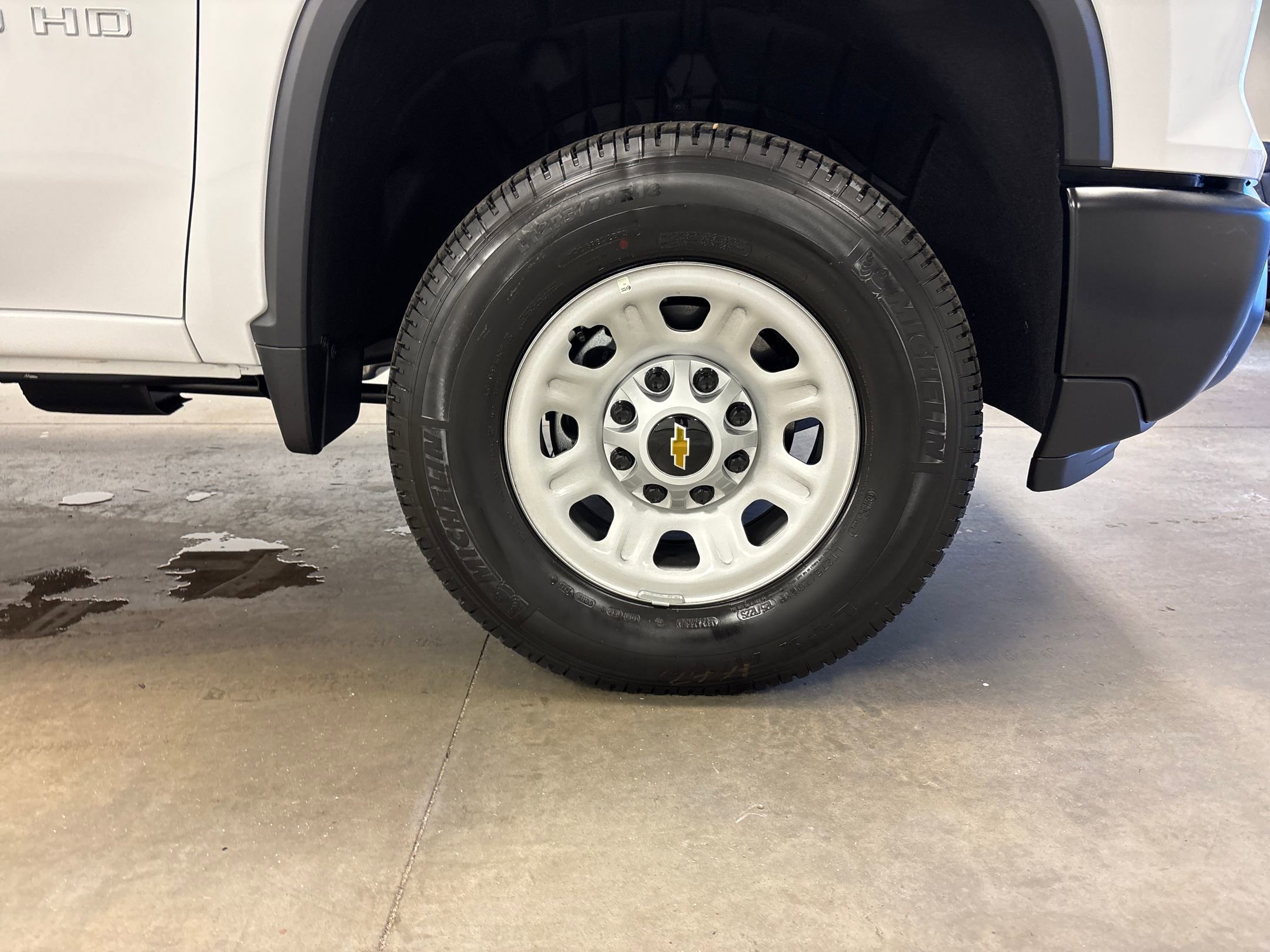 2025 Chevrolet Silverado 3500HD photo 21