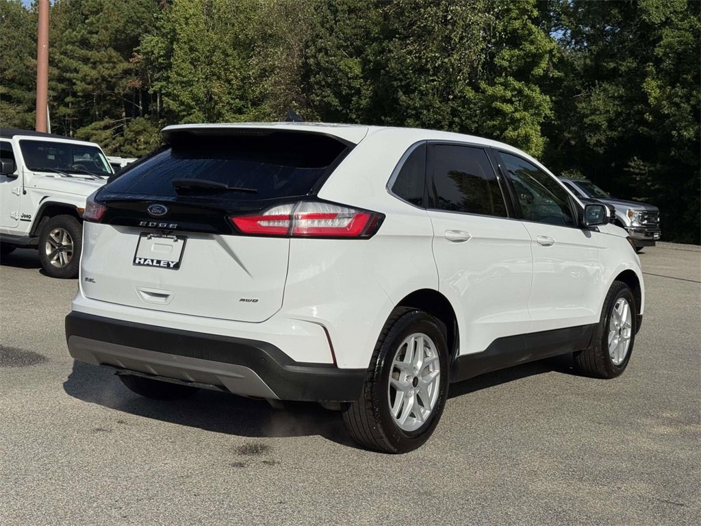 2024 Ford Edge SEL photo 17