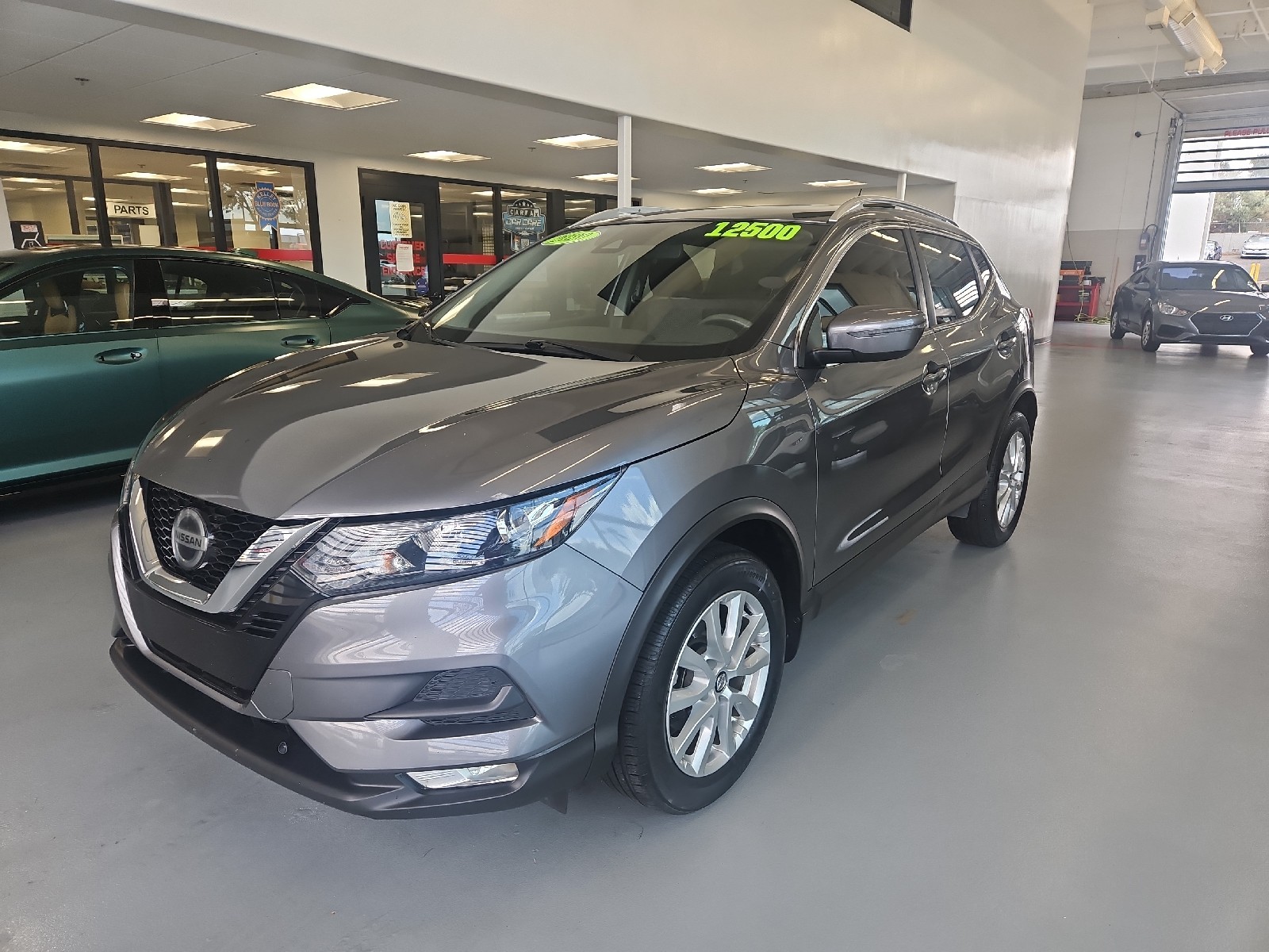 Used 2020 GRAY Nissan SV image 1