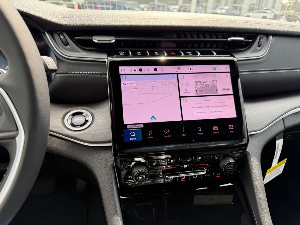 2025 Jeep Grand Cherokee Limited photo 17
