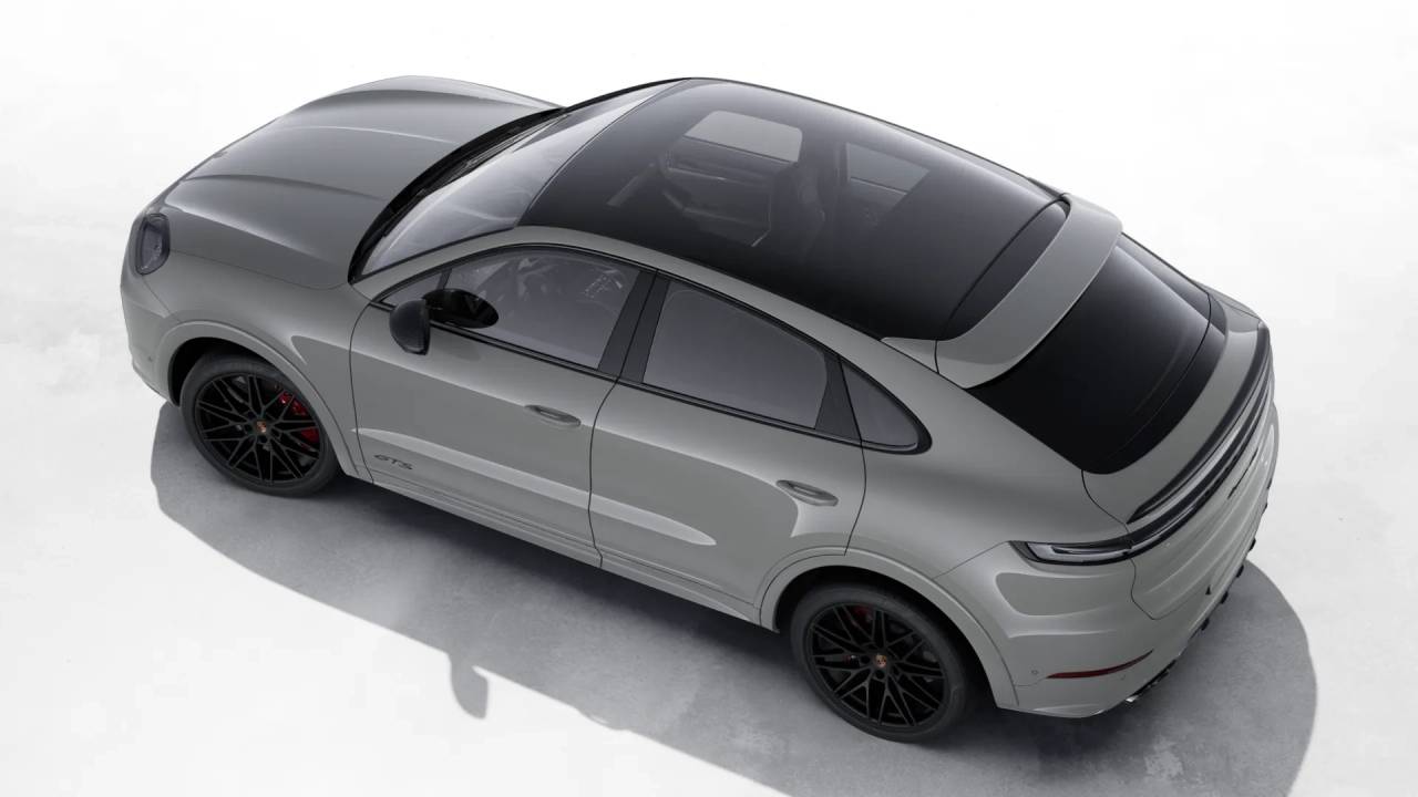 2026 Porsche Cayenne GTS Coupe photo 3