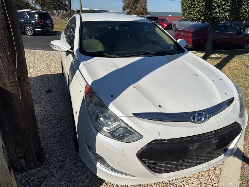 2015 Hyundai Sonata Hybrid Base photo 3