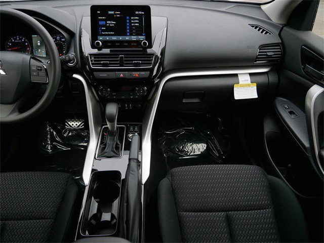 2024 Mitsubishi Eclipse Cross photo 7