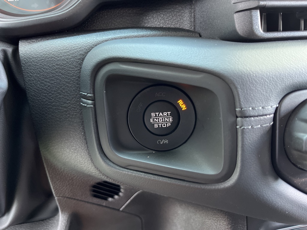 2025 Jeep Gladiator Sport photo 40