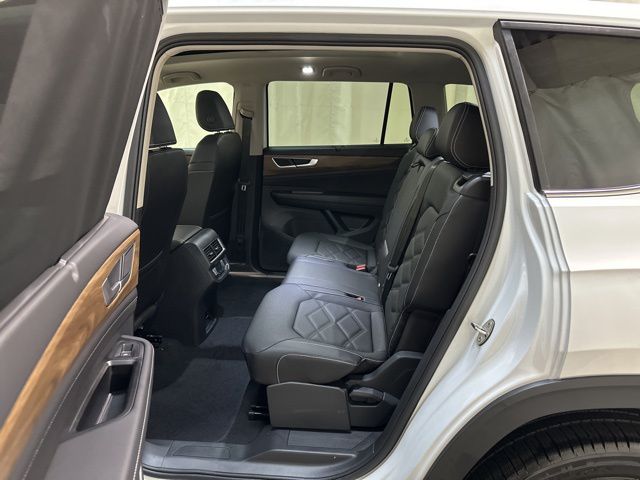 2026 Volkswagen Atlas SE Technology photo 28