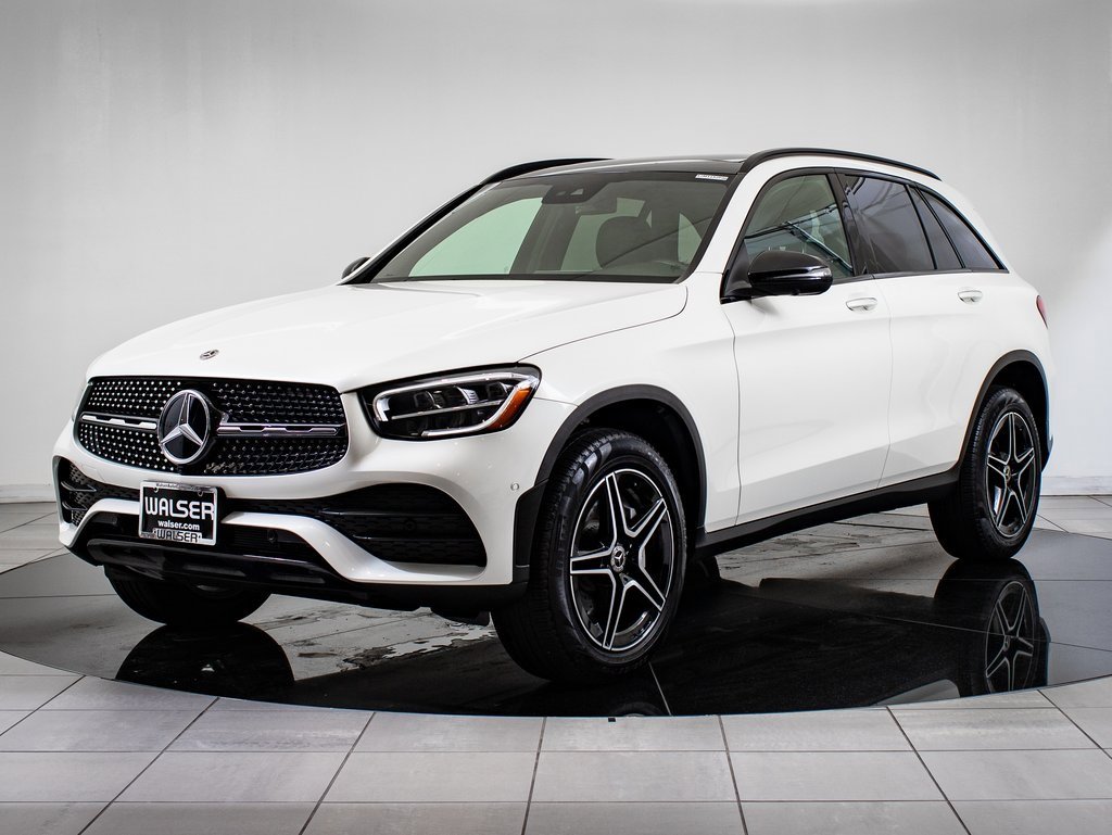 2022 Mercedes-Benz GLC GLC300's photo