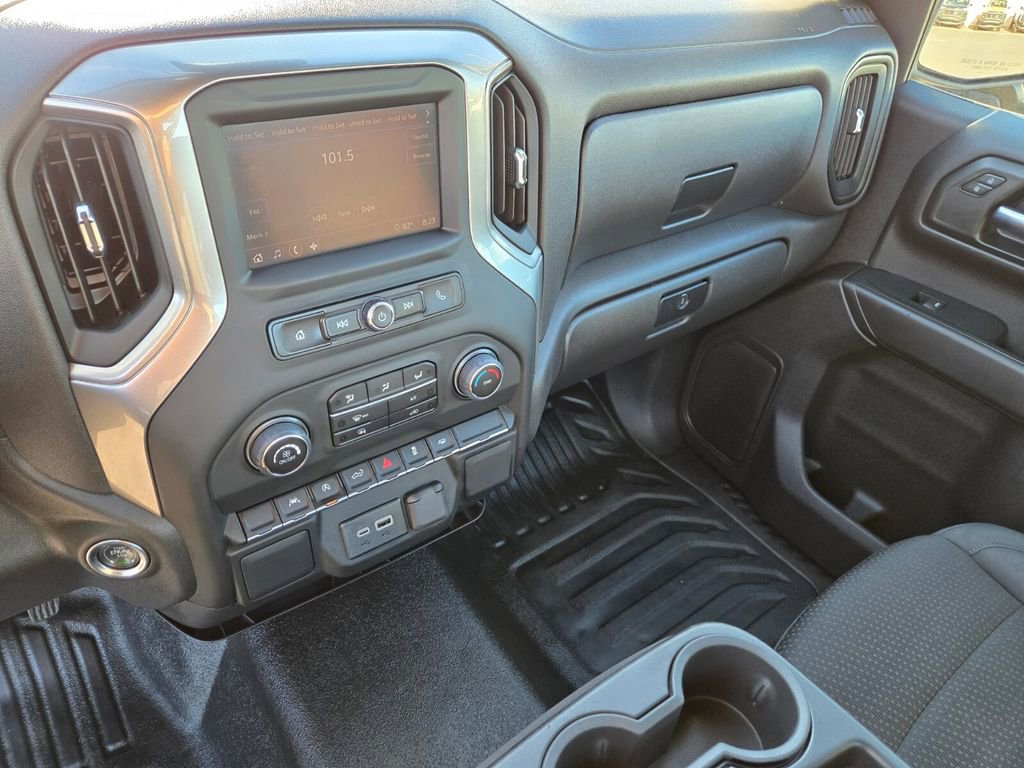 2024 Chevrolet Silverado 1500 photo 12
