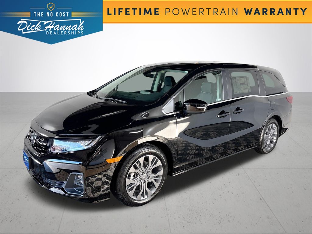 2026 Honda Odyssey Touring's photo