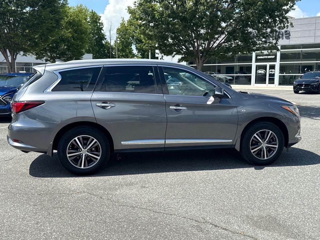2019 Infiniti QX60 Pure AWD photo 17