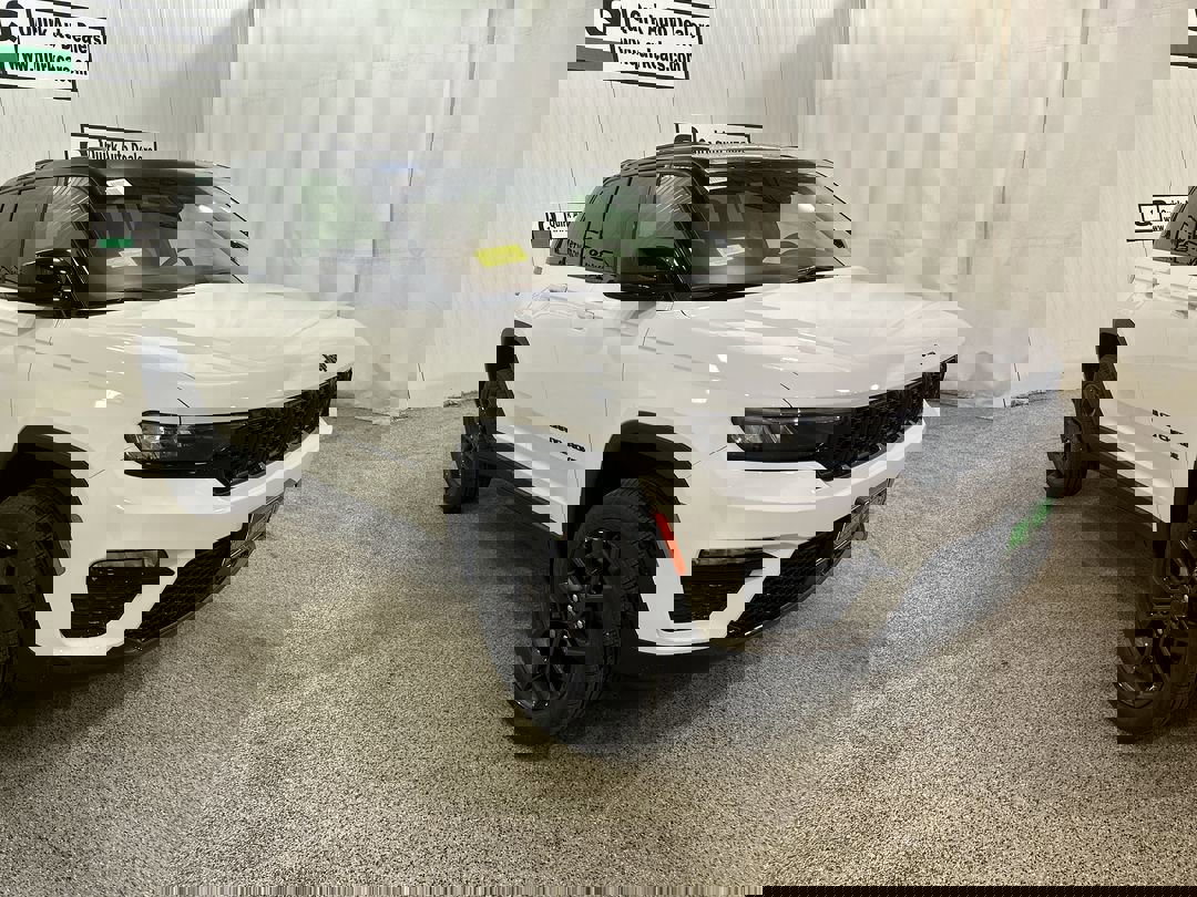 2025 Jeep Grand Cherokee Limited's photo