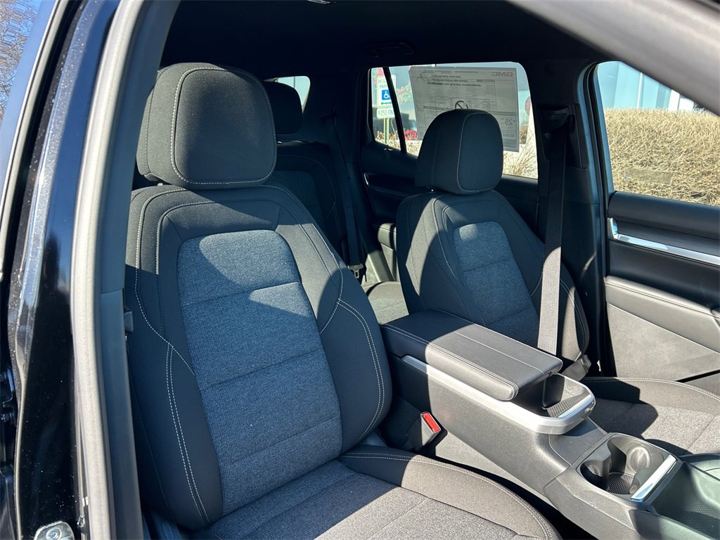 2026 GMC TERRAIN - Image 33