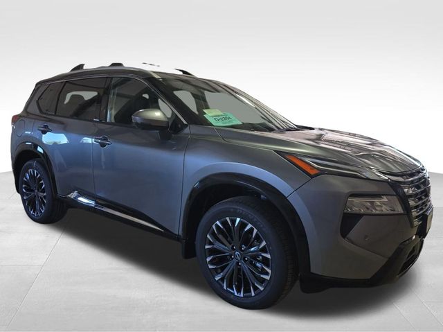 2026 Nissan Rogue Platinum photo 2