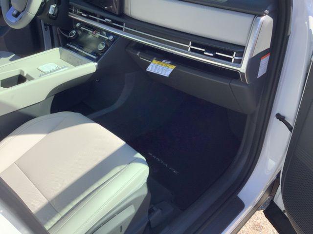 2026 Hyundai Santa Fe SEL photo 17