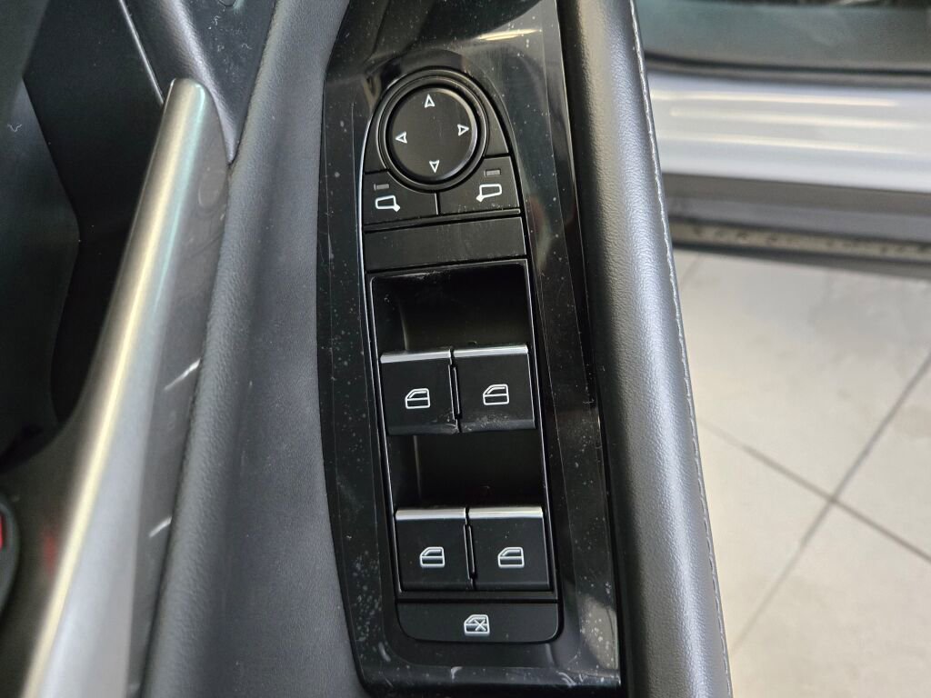 2025 Mazda CX-30 2.5 Select Sport photo 17
