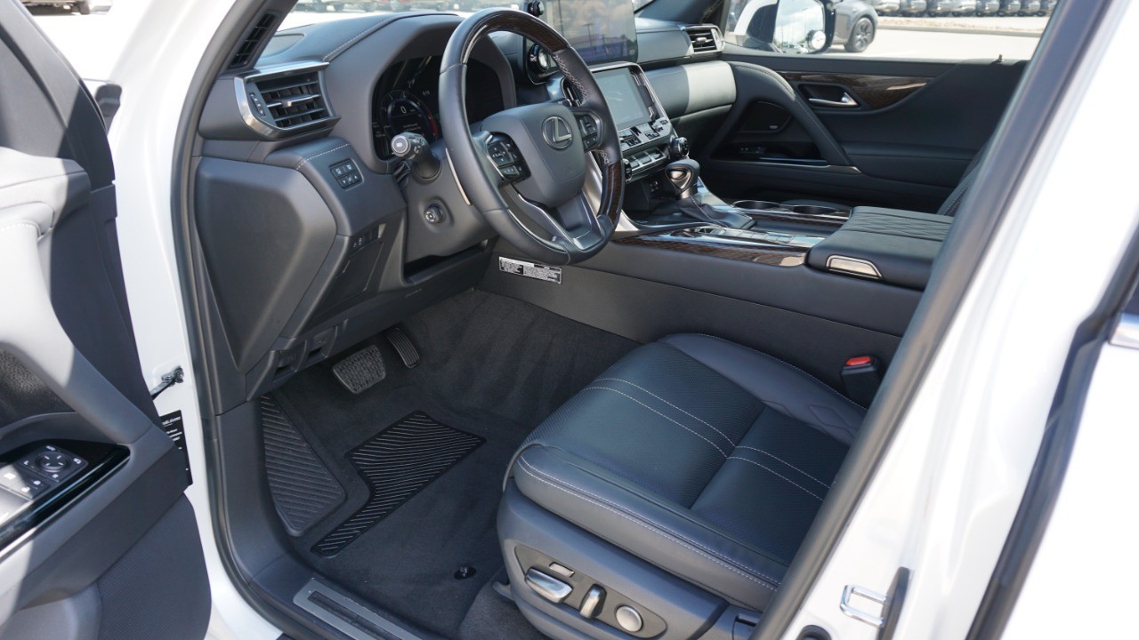 2023 Lexus LX 600 Ultra Luxury photo 13