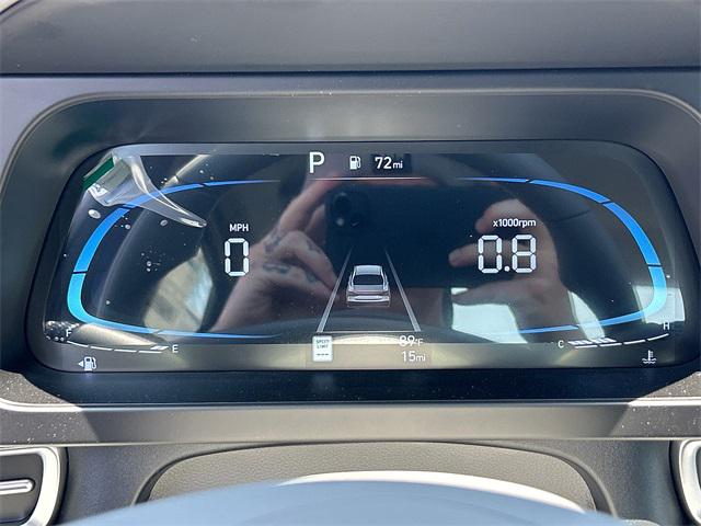 2025 Hyundai Elantra SEL Sport photo 10