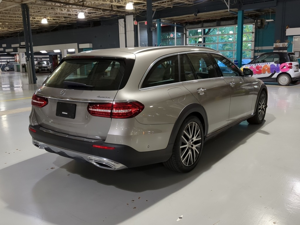 2023 Mercedes Benz E 450 4MATIC All-Terrain photo 3