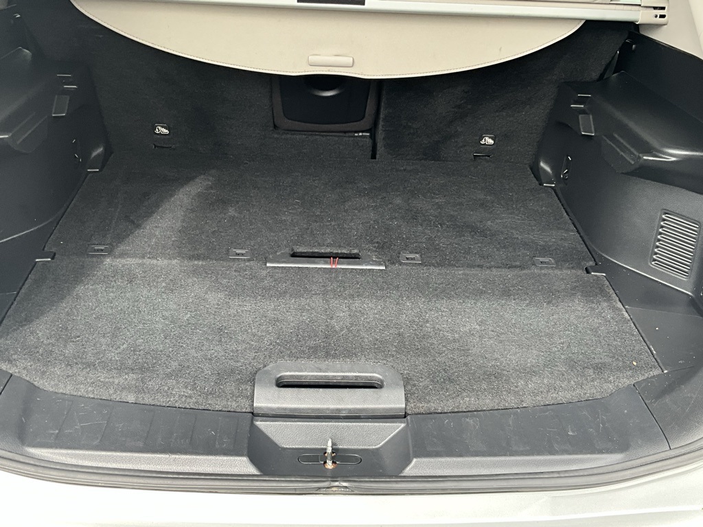 2014 Nissan Rogue SV photo 26