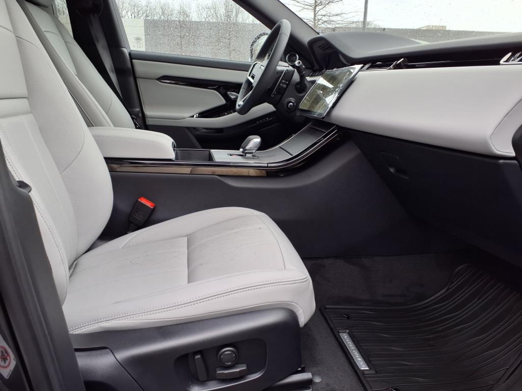 2026 Land Rover Range Rover Evoque S photo 3