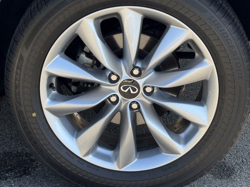 2021 Infiniti QX50 Luxe photo 8