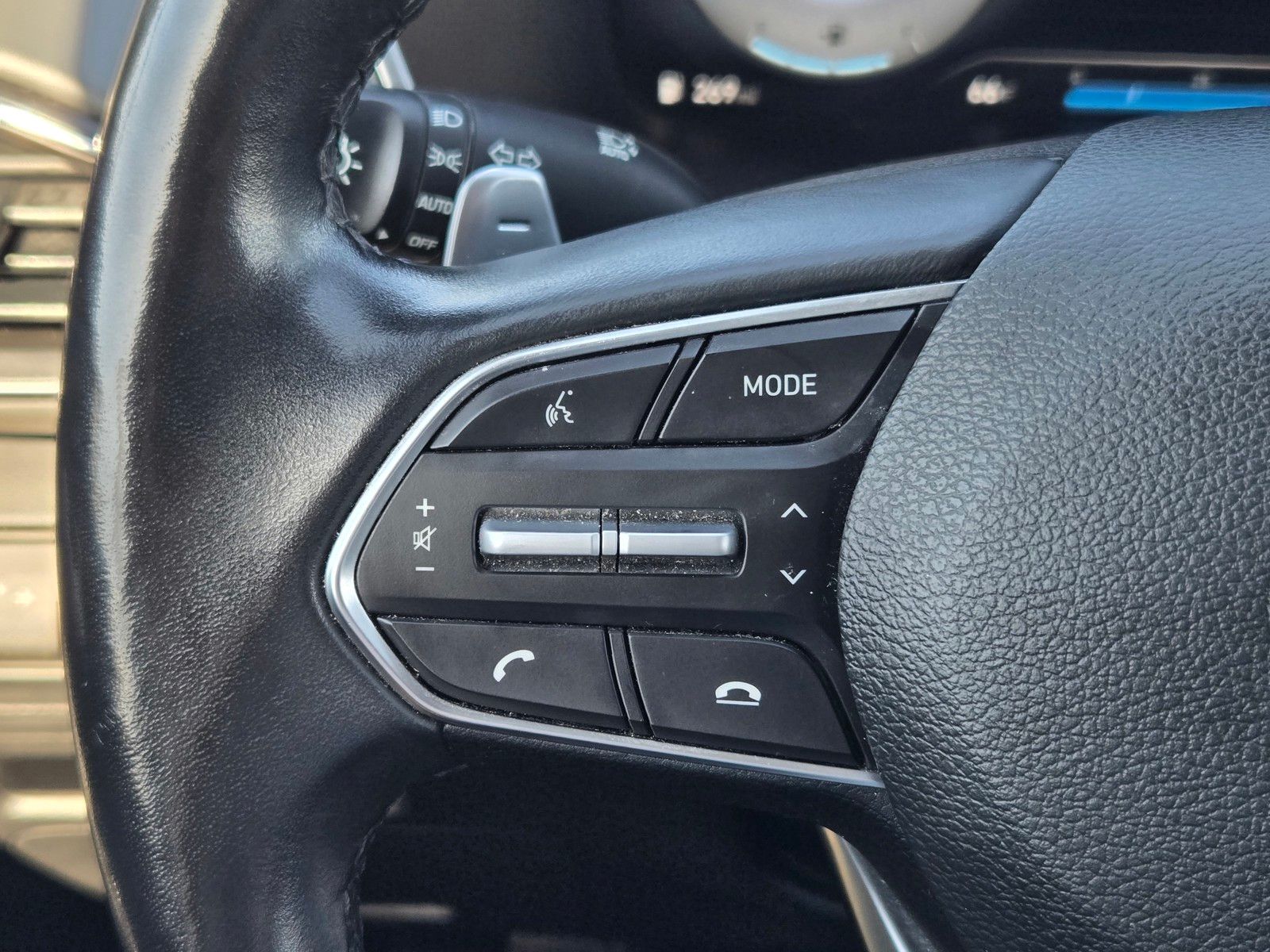 2023 Hyundai Santa Fe Limited photo 25