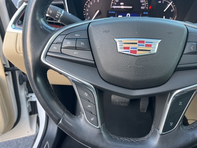 2017 Cadillac XT5 Luxury photo 21
