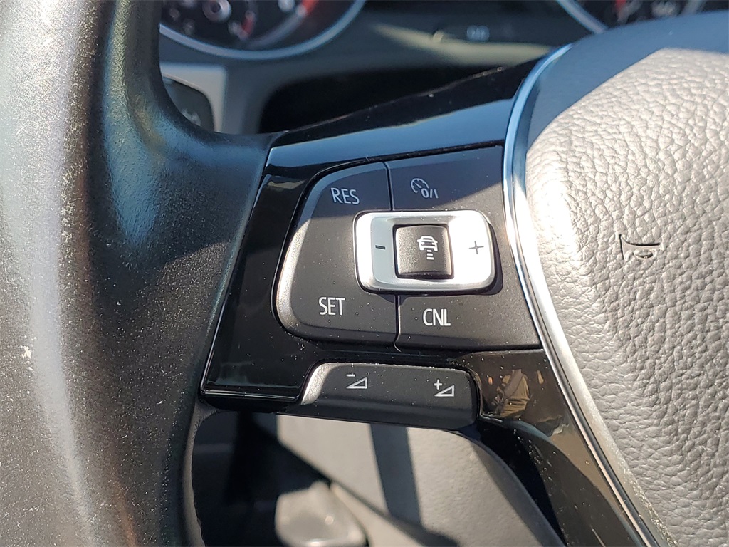 2018 Volkswagen Atlas SEL photo 20