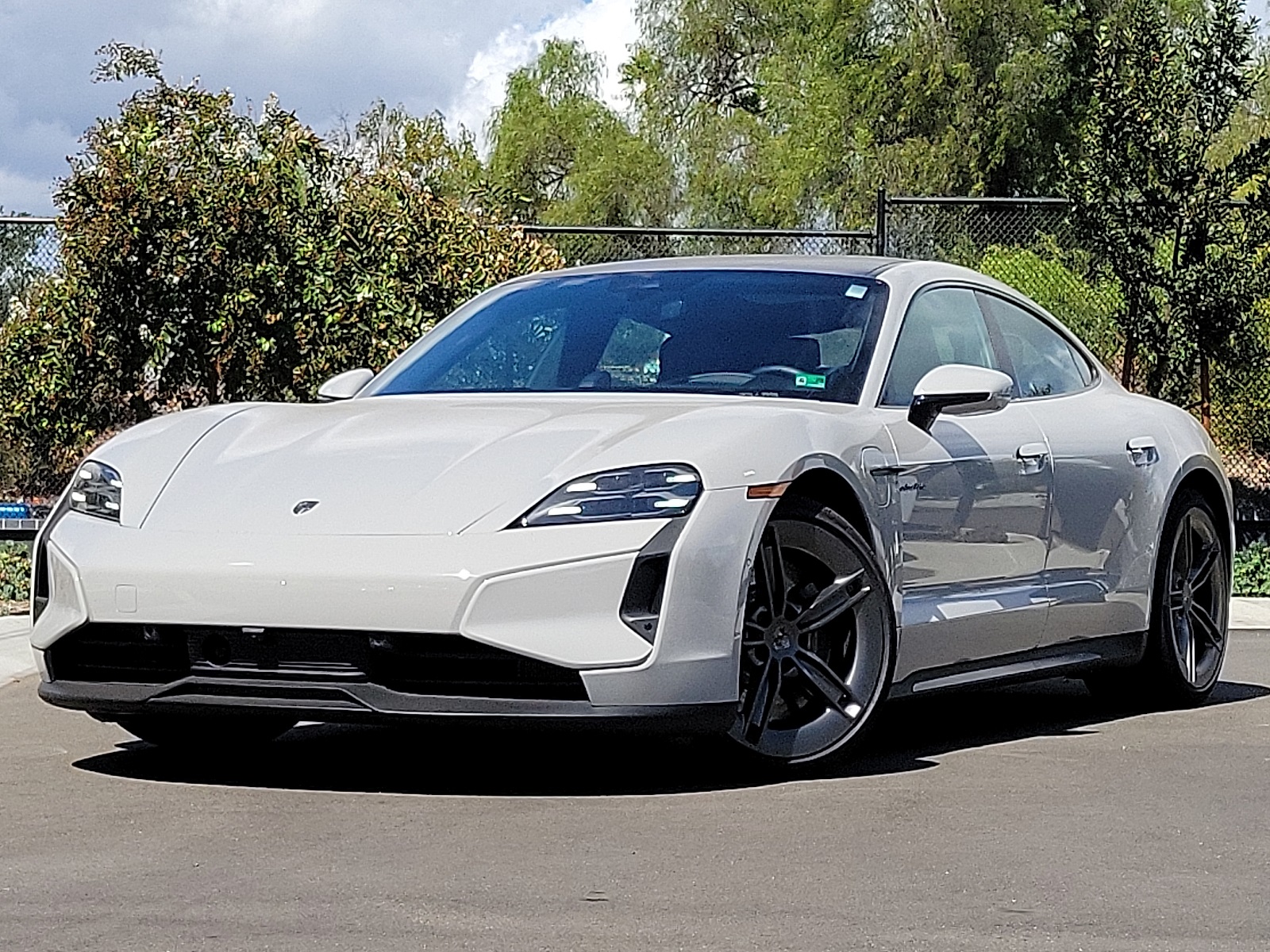 2025 Porsche Taycan Turbo