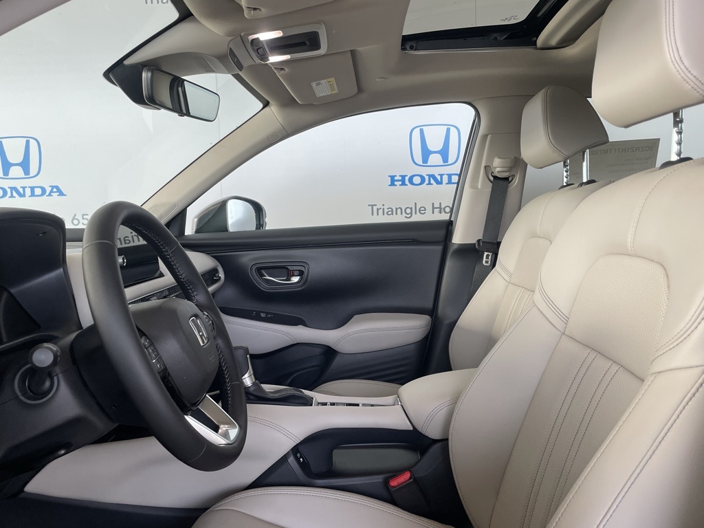 2026 Honda HR-V EX-L photo 8