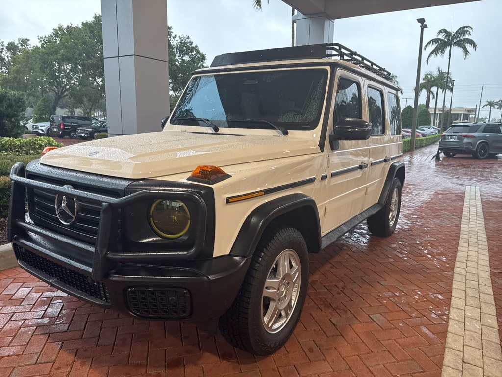 2025 Mercedes Benz G 550 photo 2
