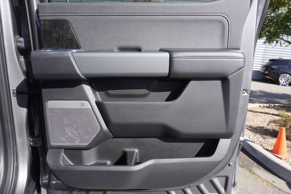 2024 Ford F-250 photo 25