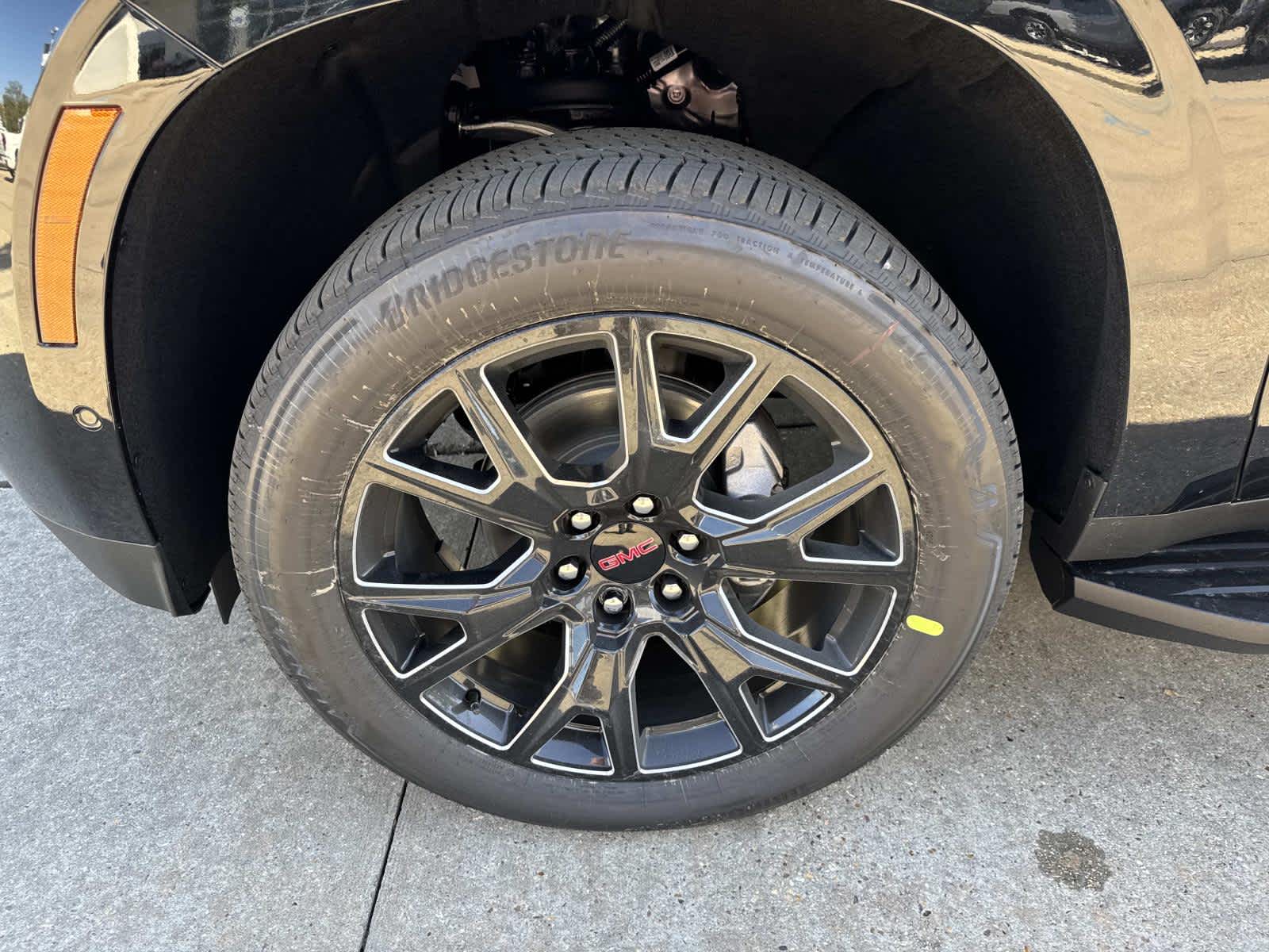 2026 Gmc Yukon photo 4