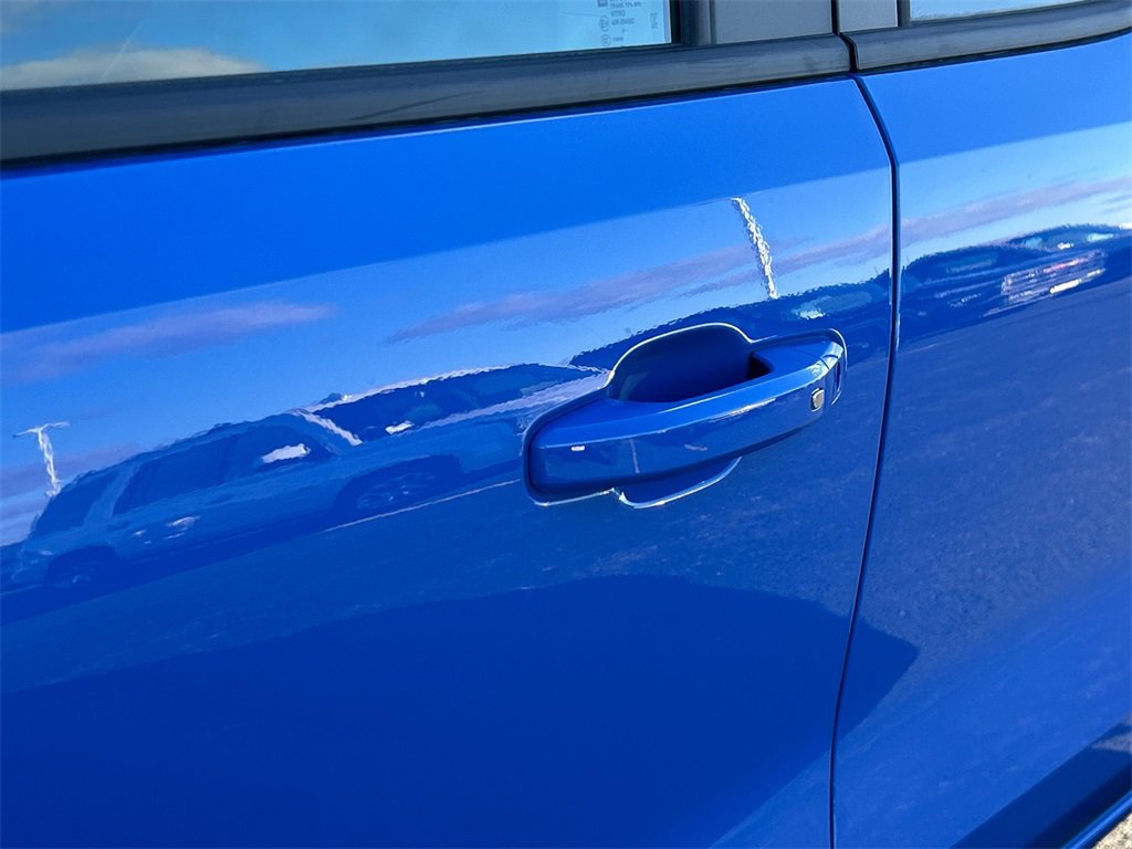 2026 GMC CANYON - Image 12