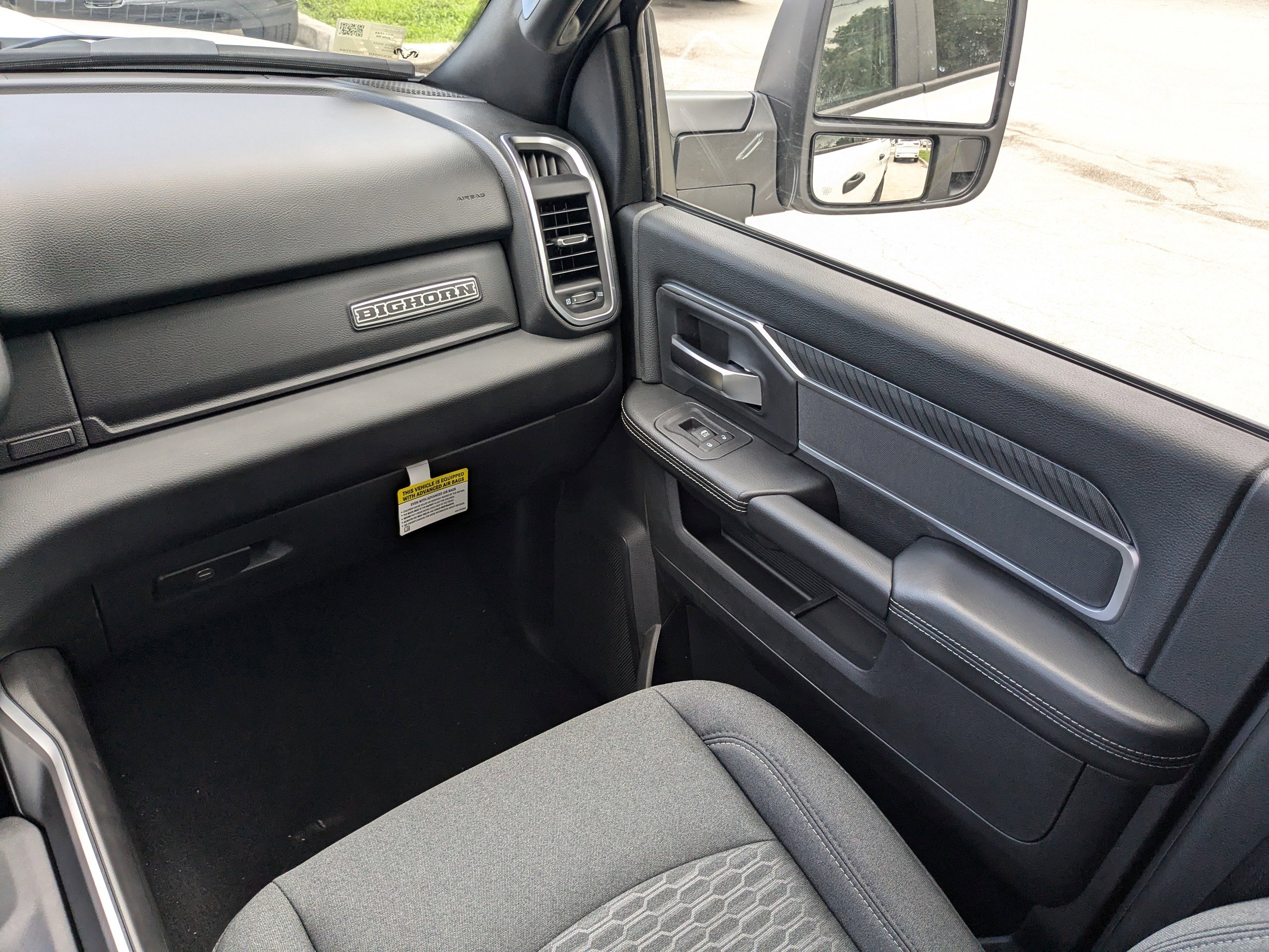 2025 Ram 2500 Big Horn photo 17