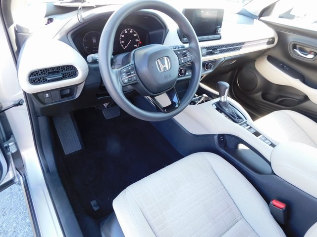 2025 Honda HR-V LX photo 10