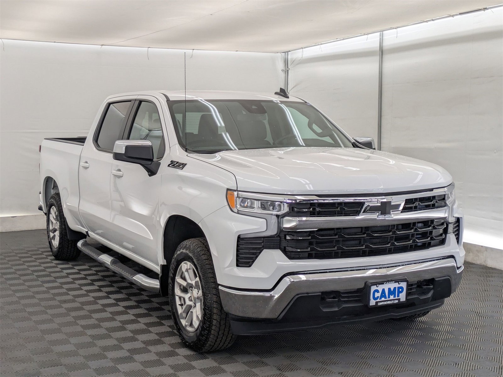 2025 Chevrolet Silverado 1500 LT photo 8